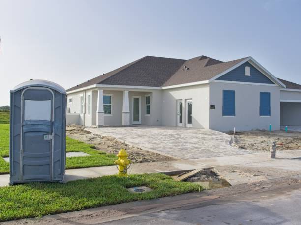 Portable Toilet Options We Offer in Abingdon, IL